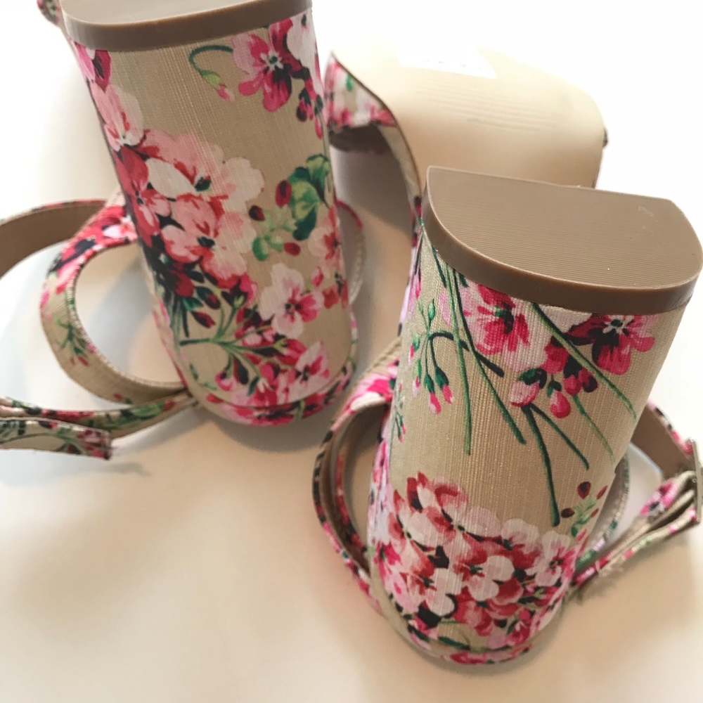 🌸 “Flower Garden” Heeled Sandals - Picture 5 of 8
